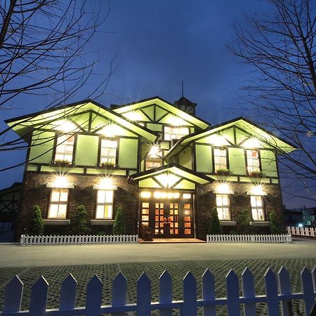 Luxembourg Hills Homestay Джиаоси Екстериор снимка